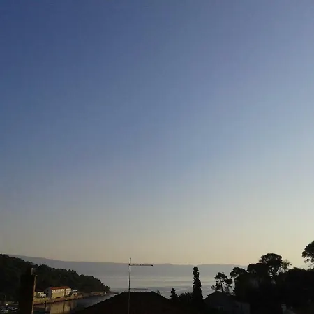 Beros * Jelsa (Hvar)